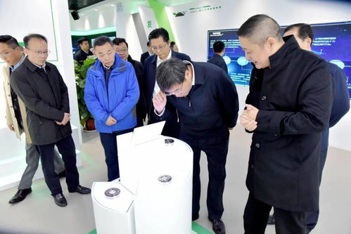 副省長(zhǎng)馬欣赴木瀆調(diào)研 深入企業(yè)考察廣告設(shè)計(jì)產(chǎn)業(yè)發(fā)展